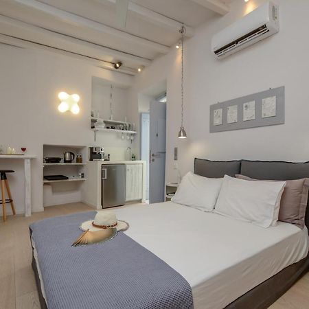 Venetian Suites Naxos City Exterior photo