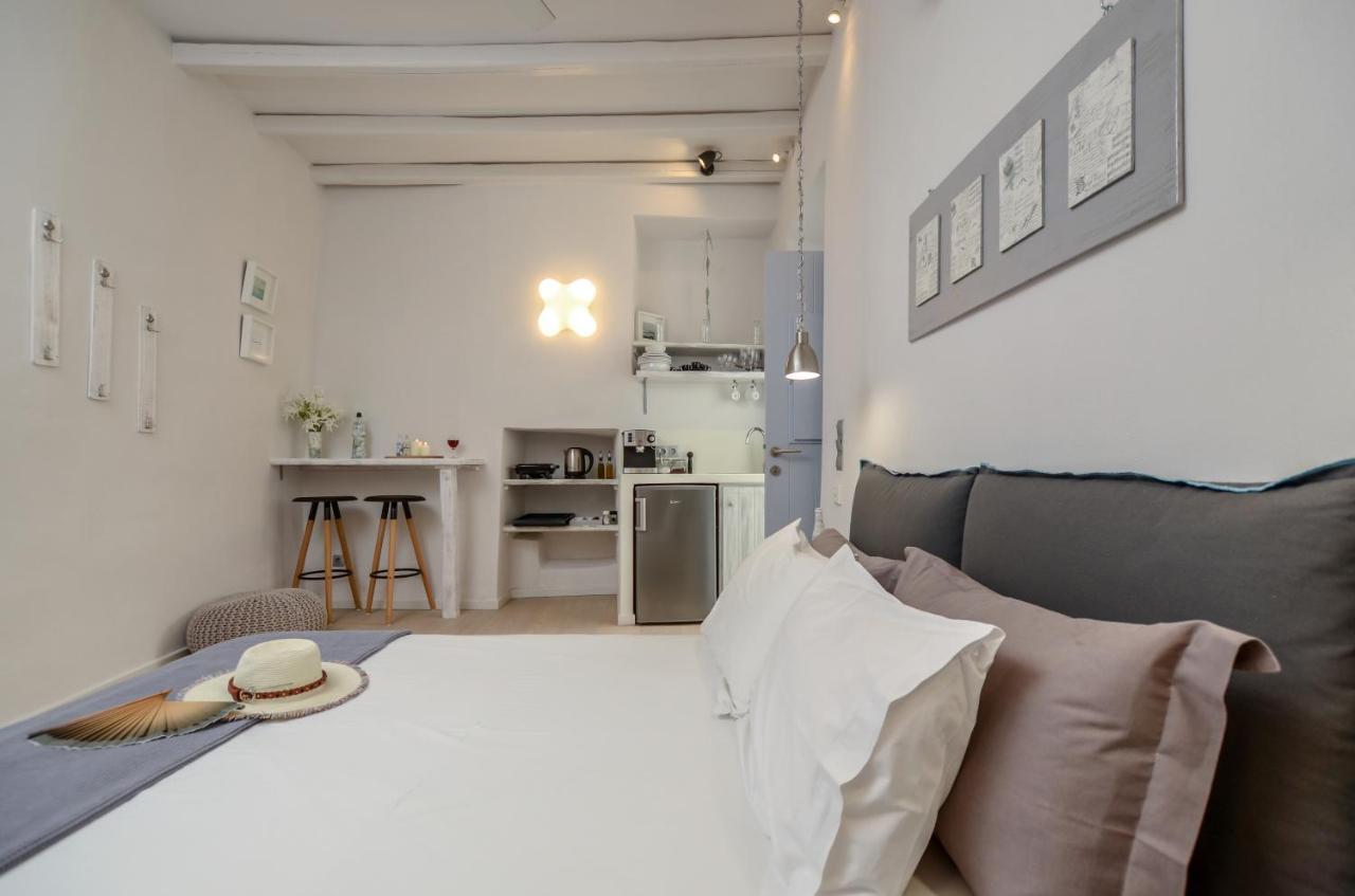 Venetian Suites Naxos City Exterior photo