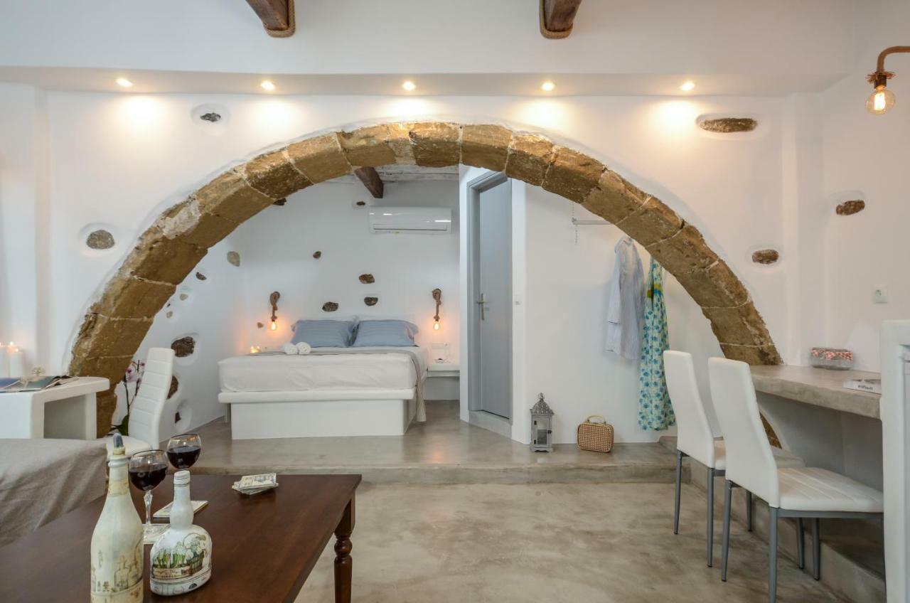 Venetian Suites Naxos City Exterior photo